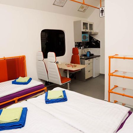 Metro Apartment Prague By Main Train And Bus Station Exteriör bild