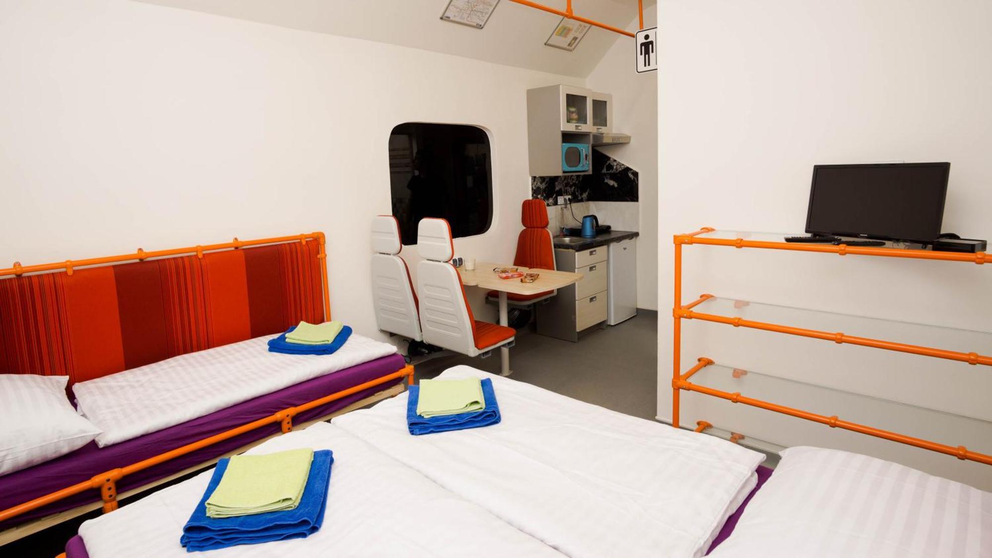 Metro Apartment Prague By Main Train And Bus Station Exteriör bild