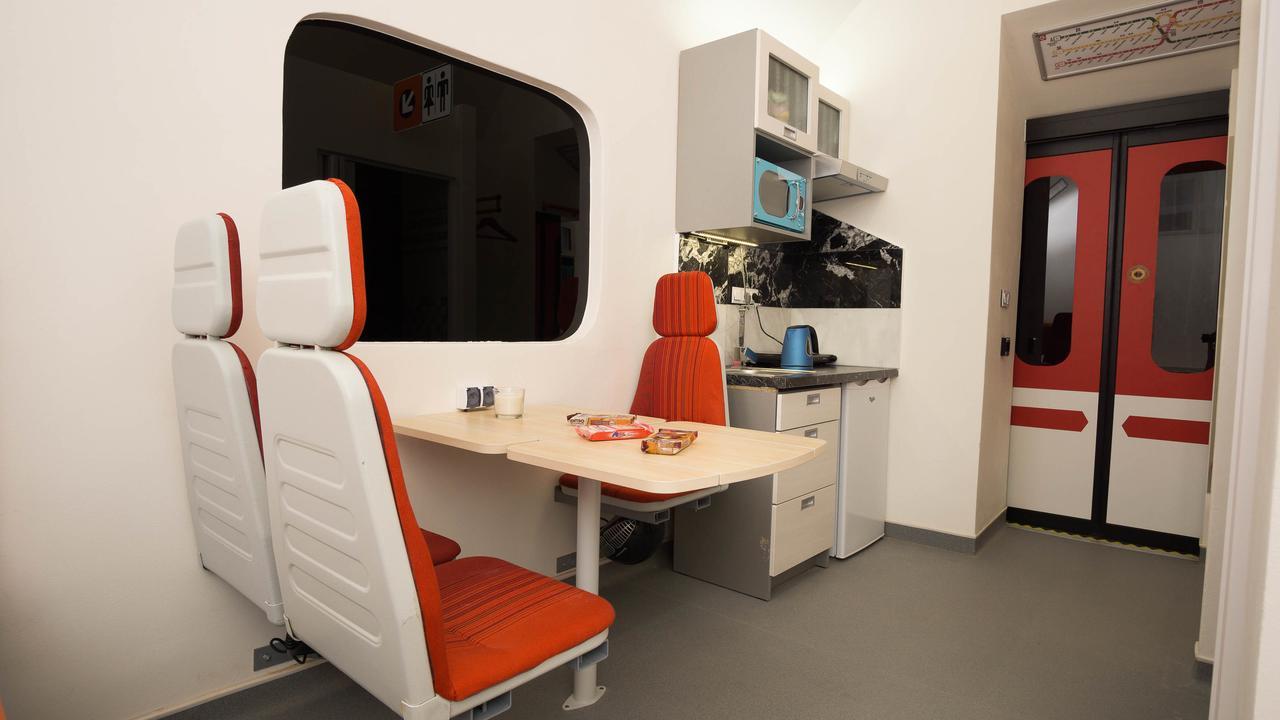 Metro Apartment Prague By Main Train And Bus Station Exteriör bild